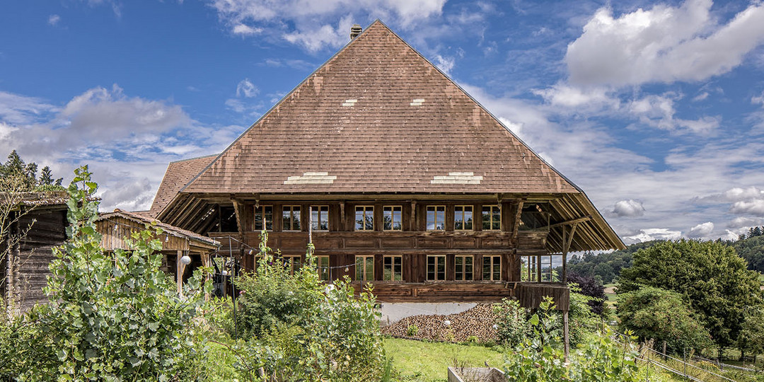 853_00_01_UEbersichtsbild_Bauernhaus_Hettiswil.jpg